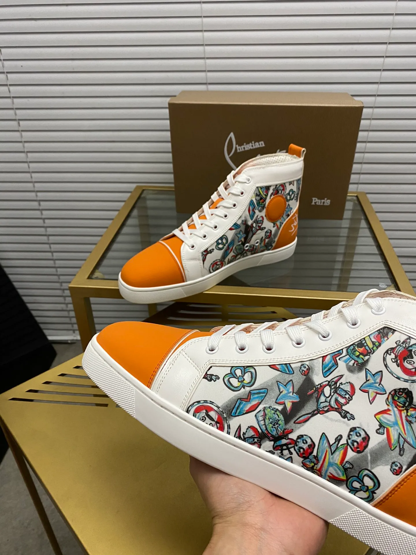 (Customized model) Ex-factory price is 540. christian louboutin (CL red sole shoes) counter series, casual sneakers for couples 📢 📢 📢 Exclusive hot style release 🎈🎈💪 Movable latex feet 👻 Finished outsole line [Proud] 😝Female 35-40# Male 38#-46, global supply😝 [Top version]: Original imported genuine leather upper, top original leather lining, original molded TPU outsole, original 1:1 detail processing, original shoe last,